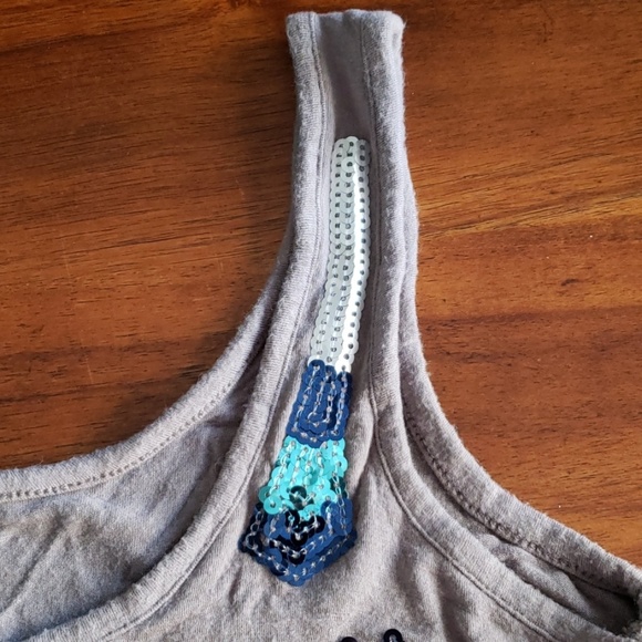 Tribal Tank - Picture 4 of 4